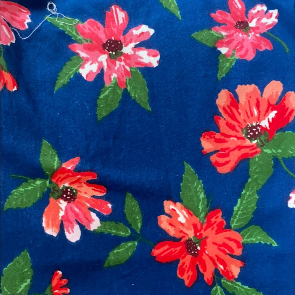 Needle&cloth - Picture 2 of 2